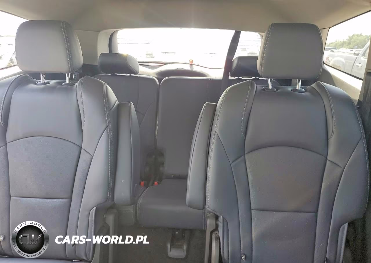 2019 Buick Enclave Essence VIN:5GAEVAKW5KJ170710 - 10