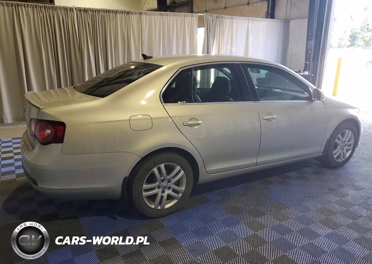 2010 Volkswagen Jetta Tdi VIN:3VWRL7AJ0AM171292 - 3