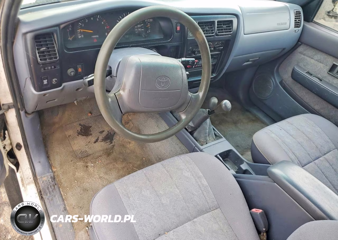 2000 Toyota Tacoma Xtracab VIN:4TAWN72N1YZ629797 - 8