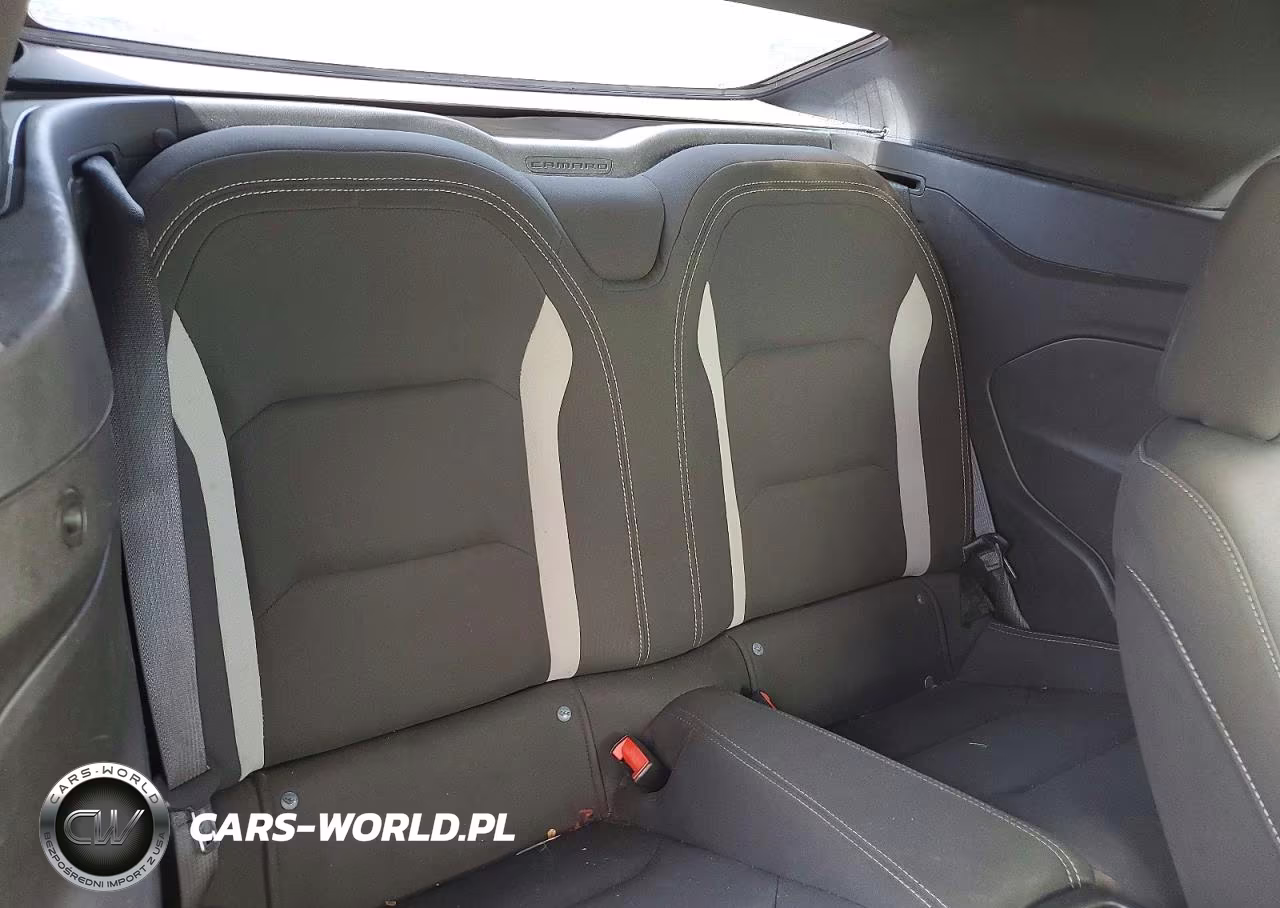 2018 Chevrolet Camaro Lt VIN:1G1FB3DX9J0112271 - 10