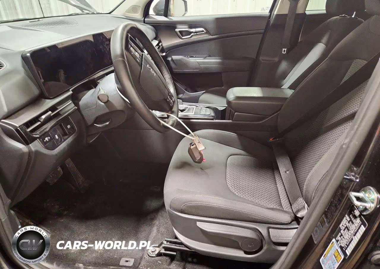 2026 Kia Sportage Lx VIN:5XYK23DF5TG380342 - 7