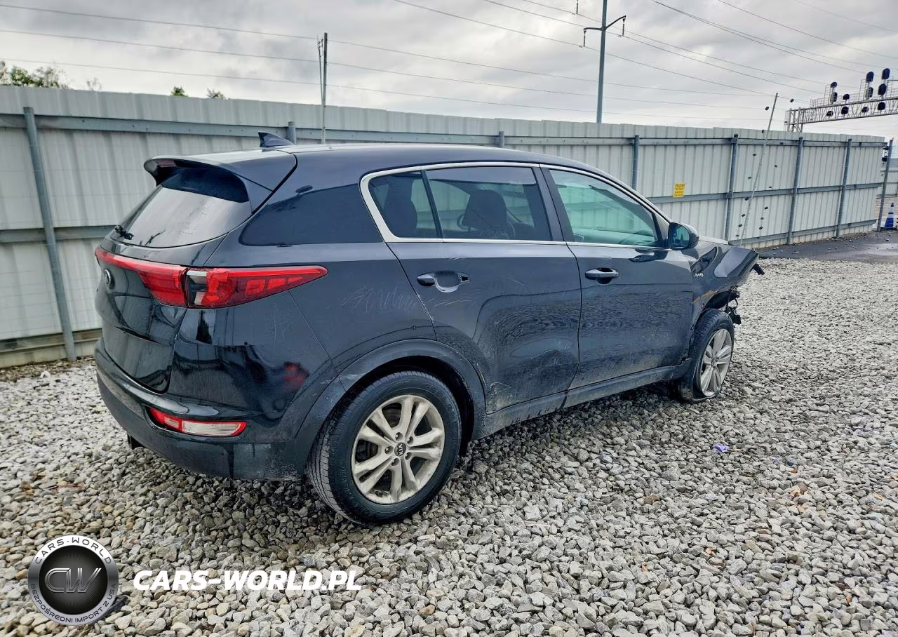 2018 Kia Sportage Lx VIN:KNDPMCAC5J7377266 - 3