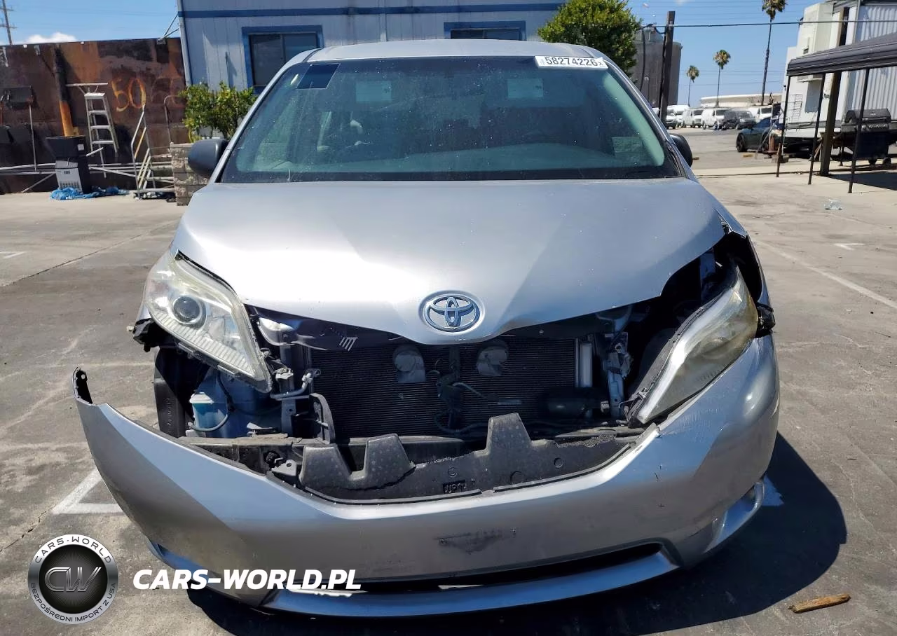 2015 Toyota Sienna L 7-Passenger VIN:5TDZK3DC7FS636007 - 5