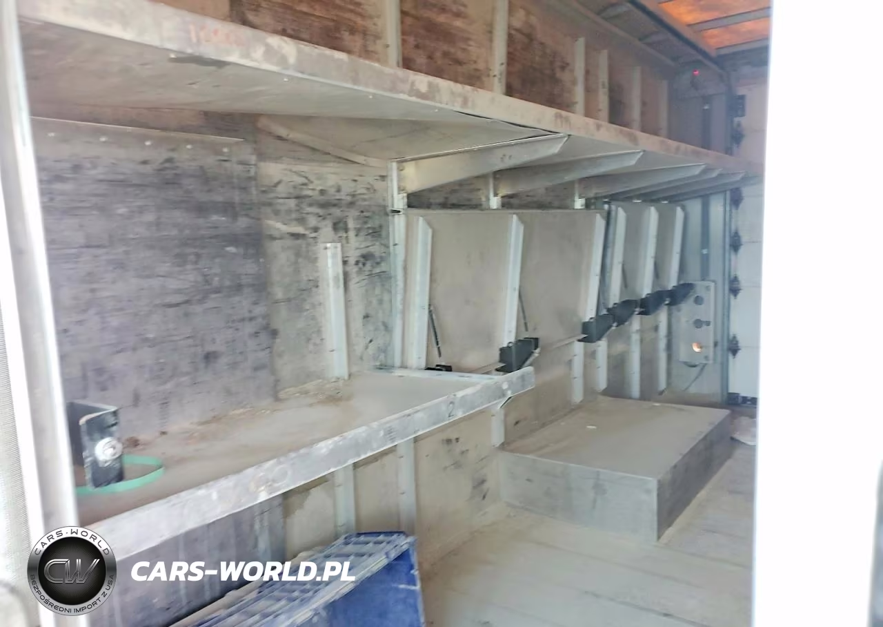 2022 Ford F59 VIN:1F64F5KN2N0A12005 - 11