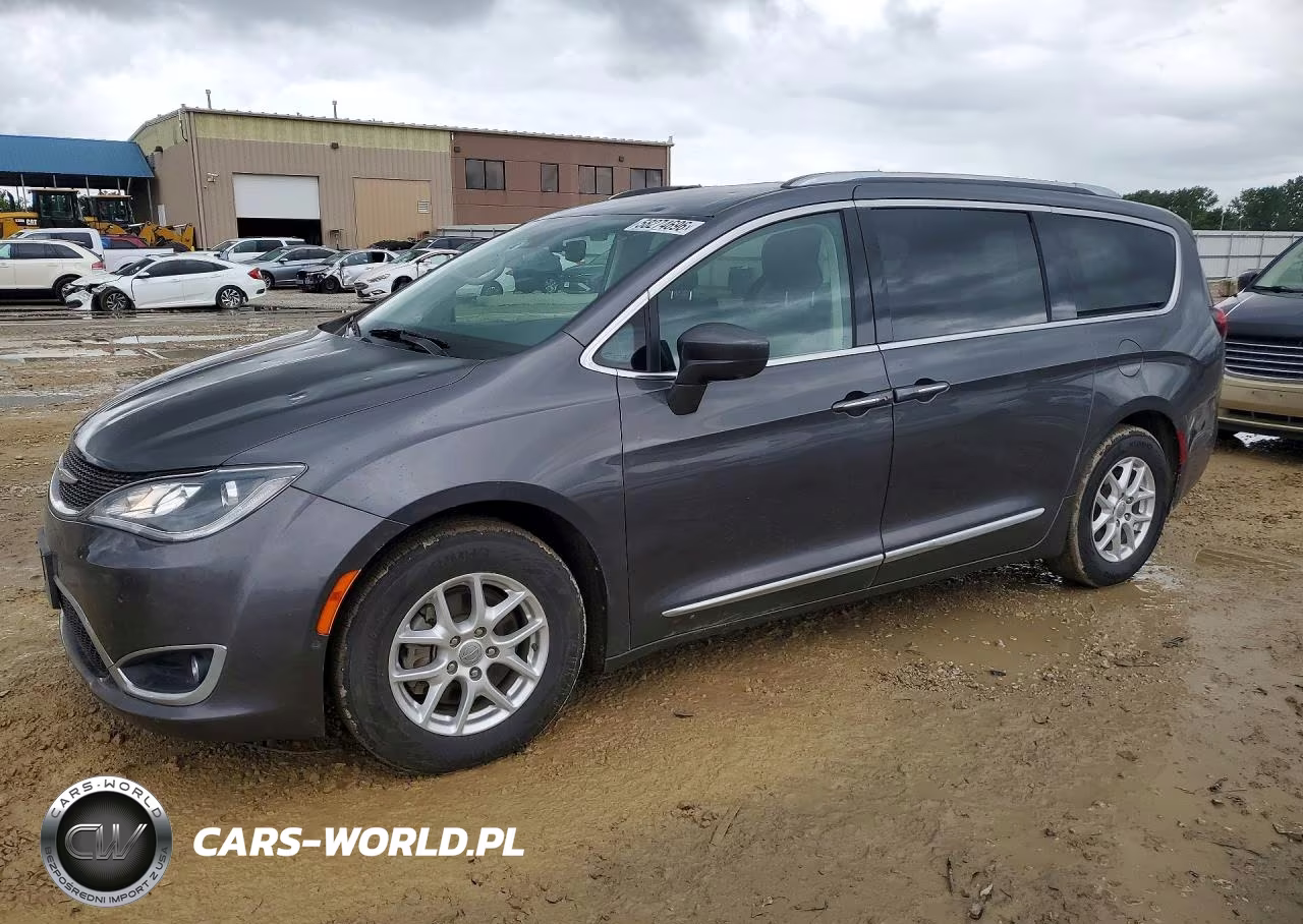 2020 Chrysler Pacifica Touring L – zdjęcie 1 z 13