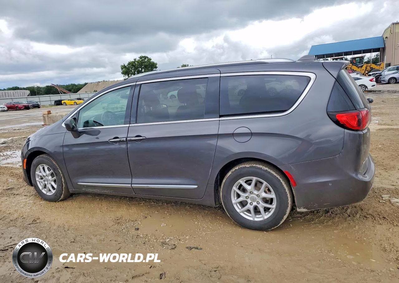 2020 Chrysler Pacifica Touring L VIN:2C4RC1BG5LR224342 - 2