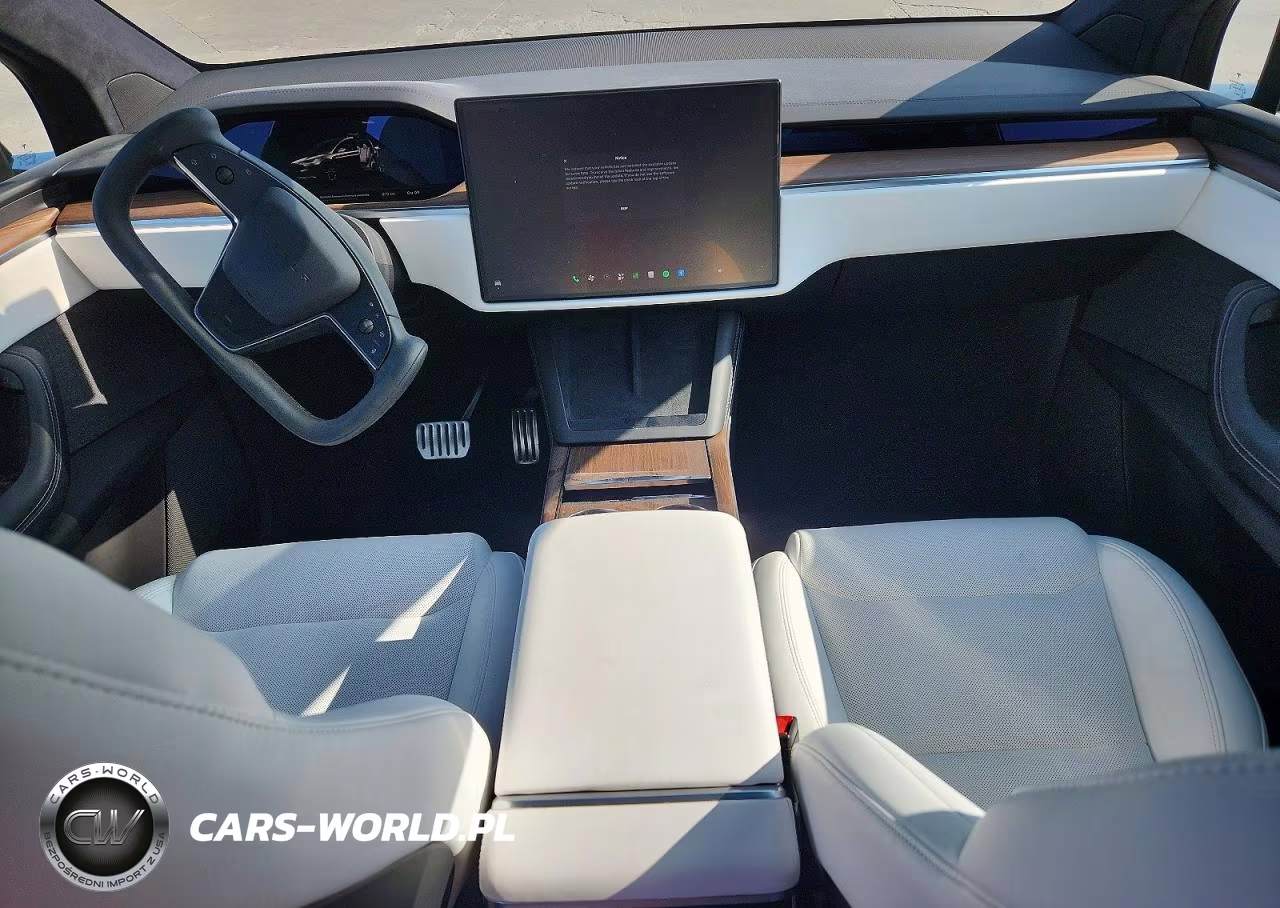 2023 Tesla X VIN:7SAXCDE54PF385322 - 8