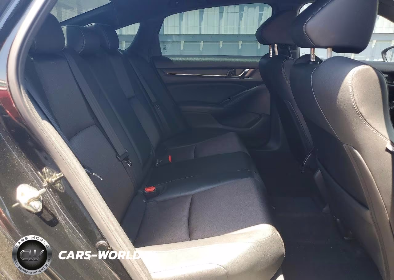 2018 Honda Accord Sport VIN:1HGCV1F37JA142901 - 10