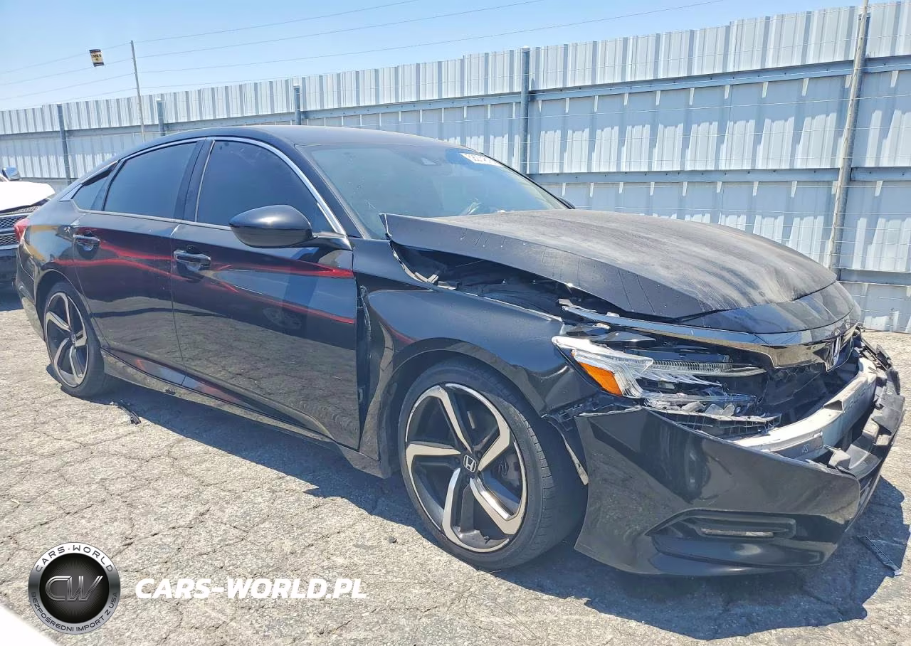 2018 Honda Accord Sport VIN:1HGCV1F37JA142901 - 4