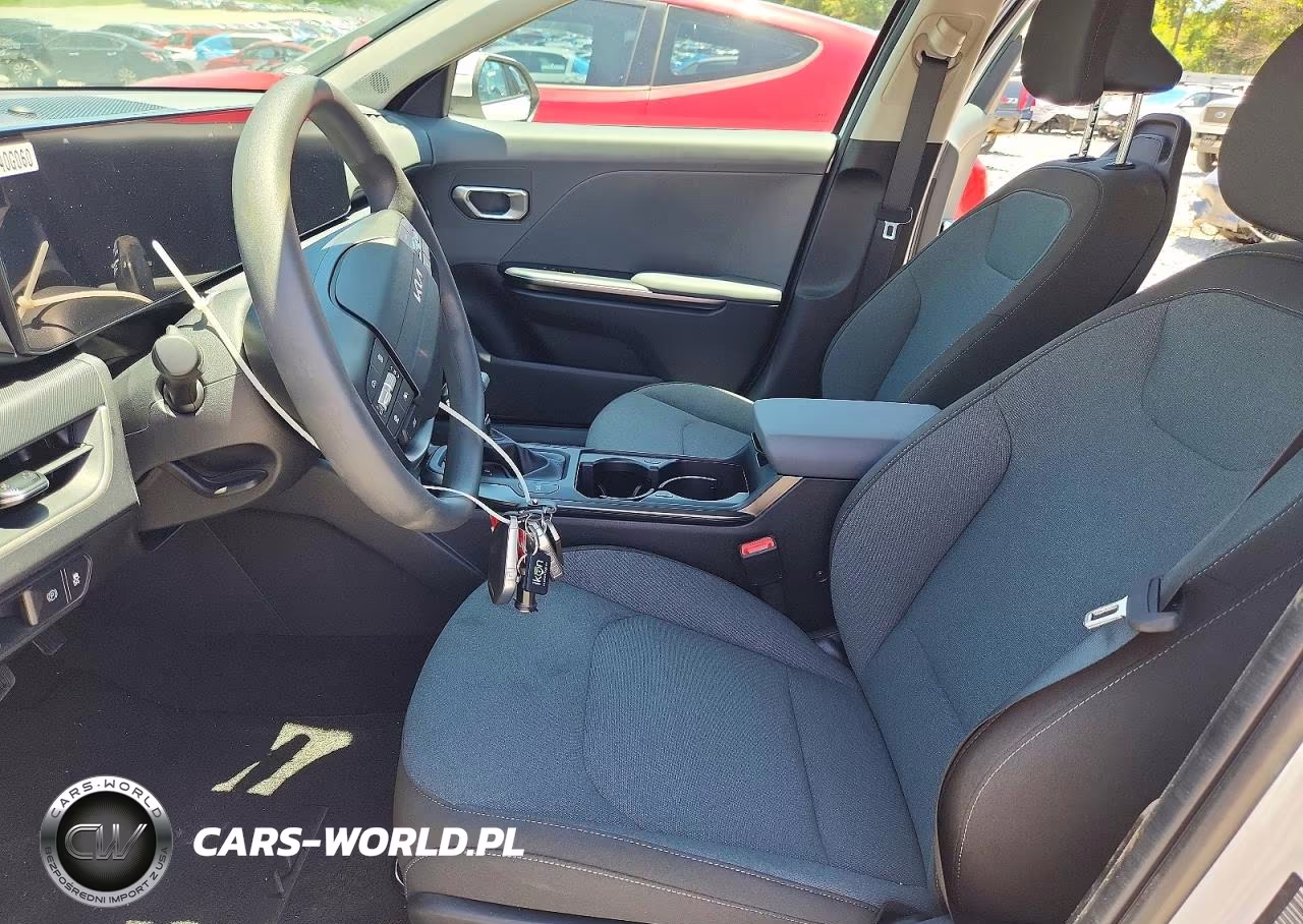 2026 Kia K4 Lxs VIN:3KPFT4DE4TE265143 - 7