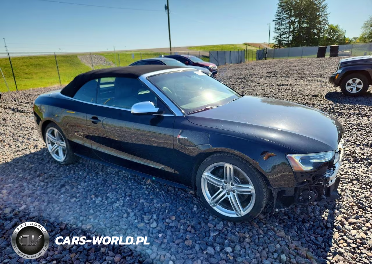 2013 Audi S5 Premium Plus VIN:WAUCGAFH2DN004326 - 4