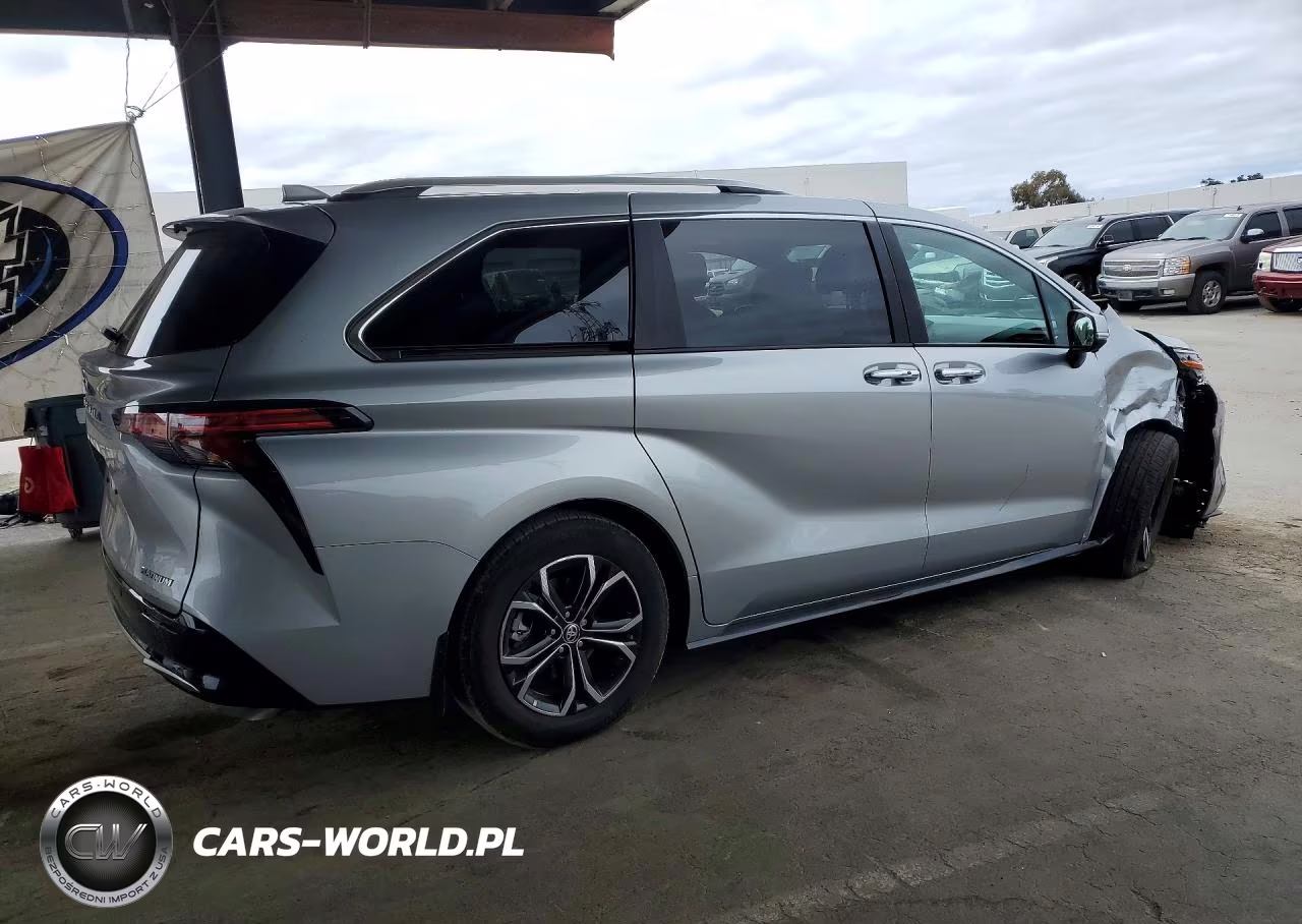2025 Toyota Sienna Platinum 7-Passenger VIN:5TDESKFCXSS198051 - 3
