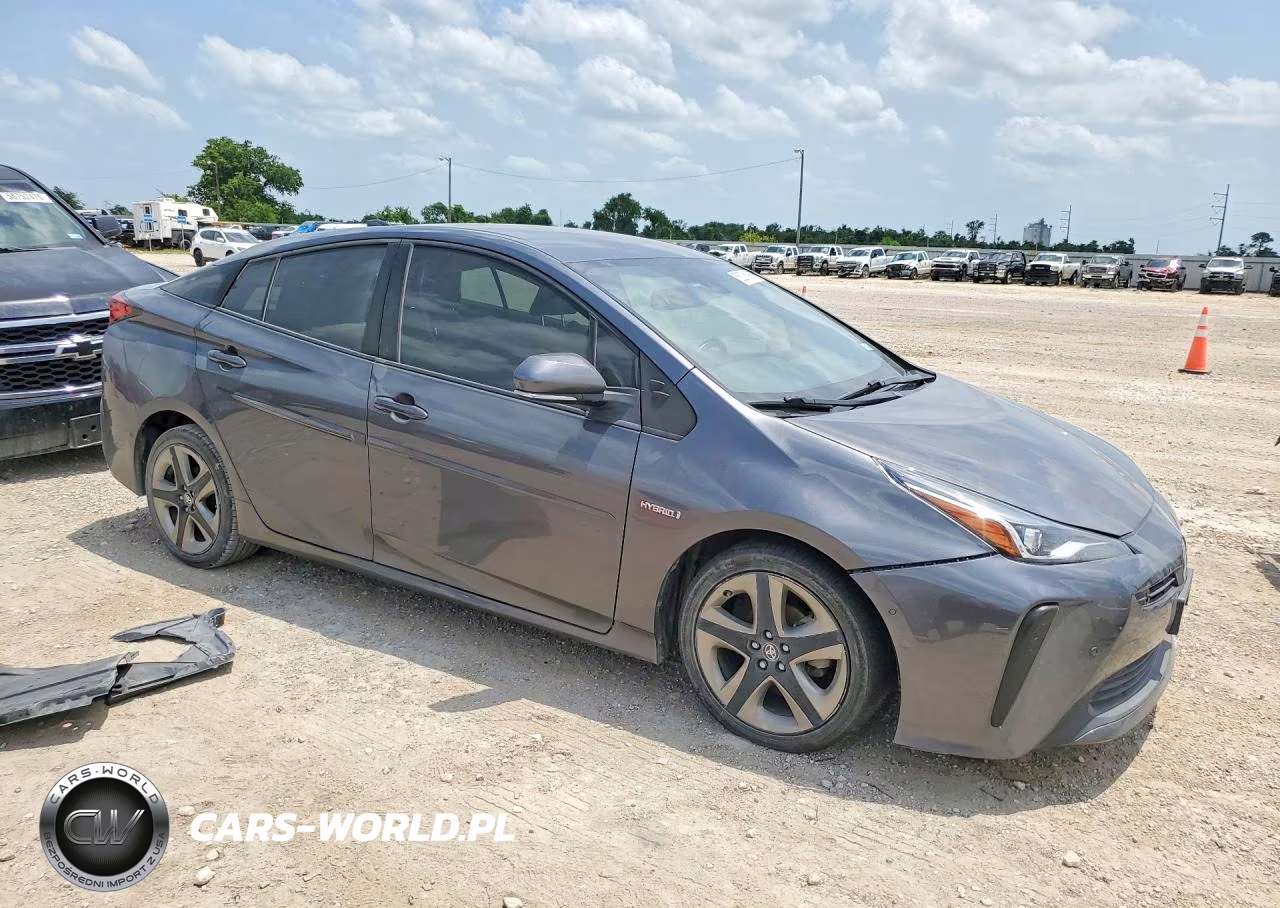 2021 Toyota Prius Limited VIN:JTDKAMFU4M3141939 - 4