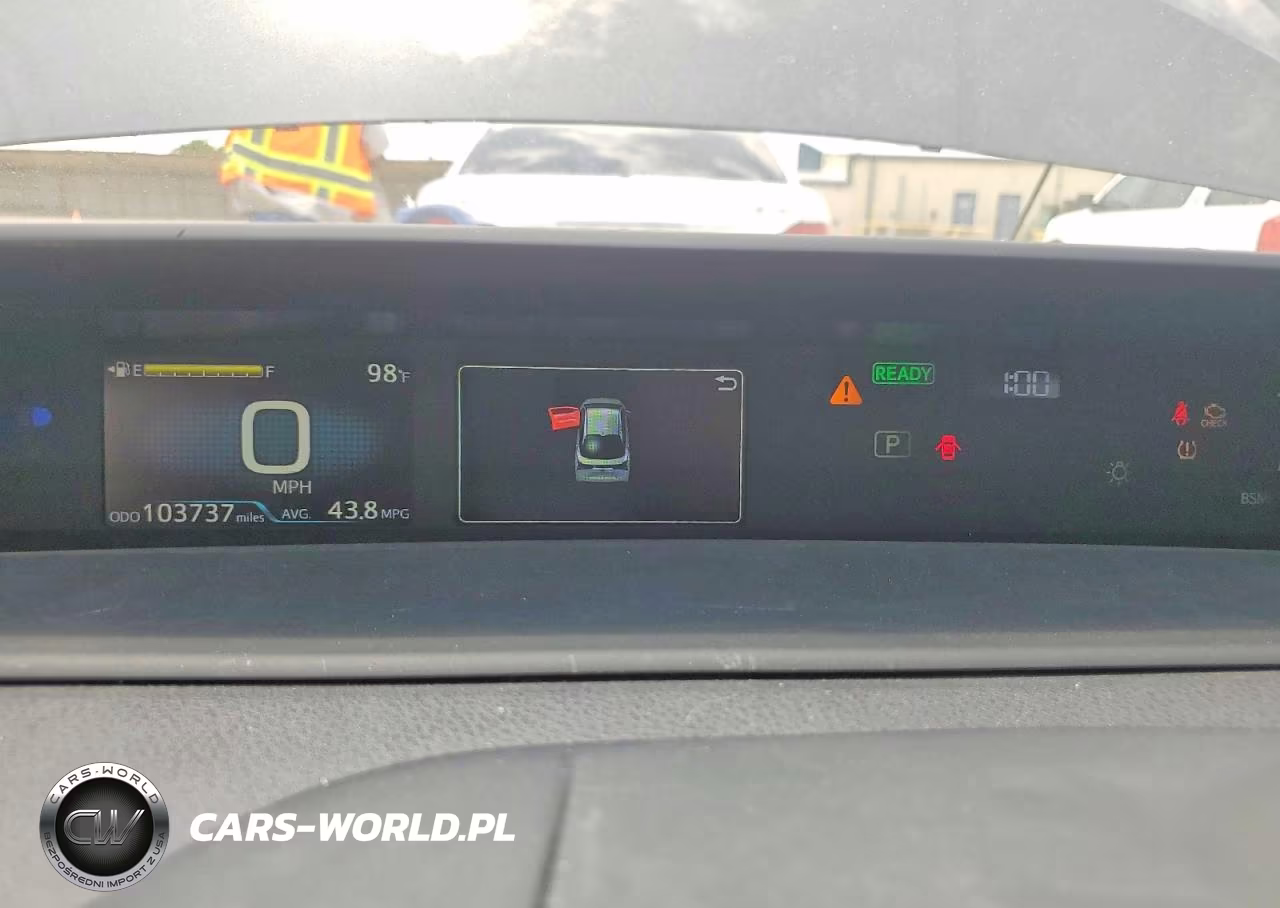 2021 Toyota Prius Limited VIN:JTDKAMFU4M3141939 - 9