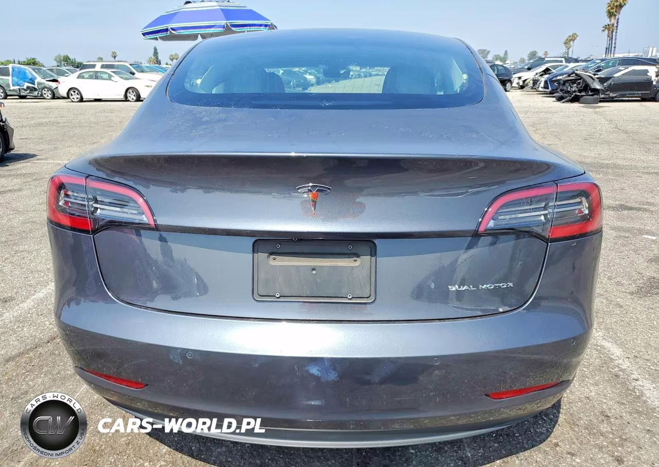 2019 Tesla Model 3 VIN:5YJ3E1EB5KF386823 - 6
