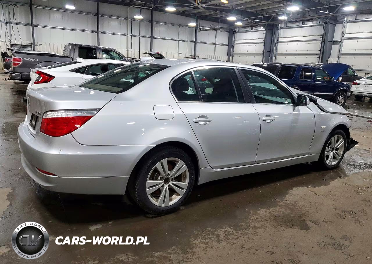 2009 BMW 528 Xi VIN:WBANV13599C151884 - 3