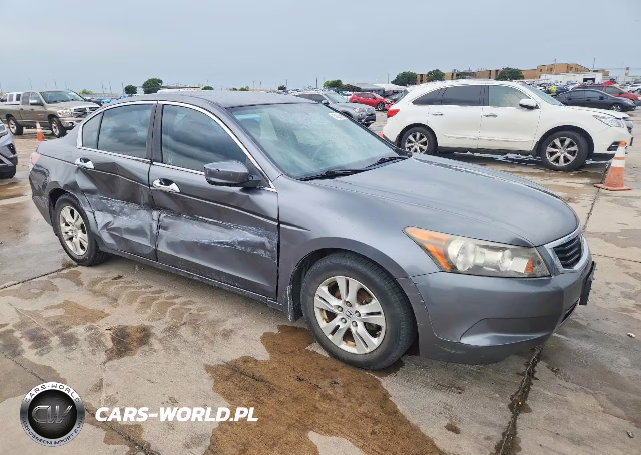2009 Honda Accord Lxp VIN:JHMCP26489C000465 - 4