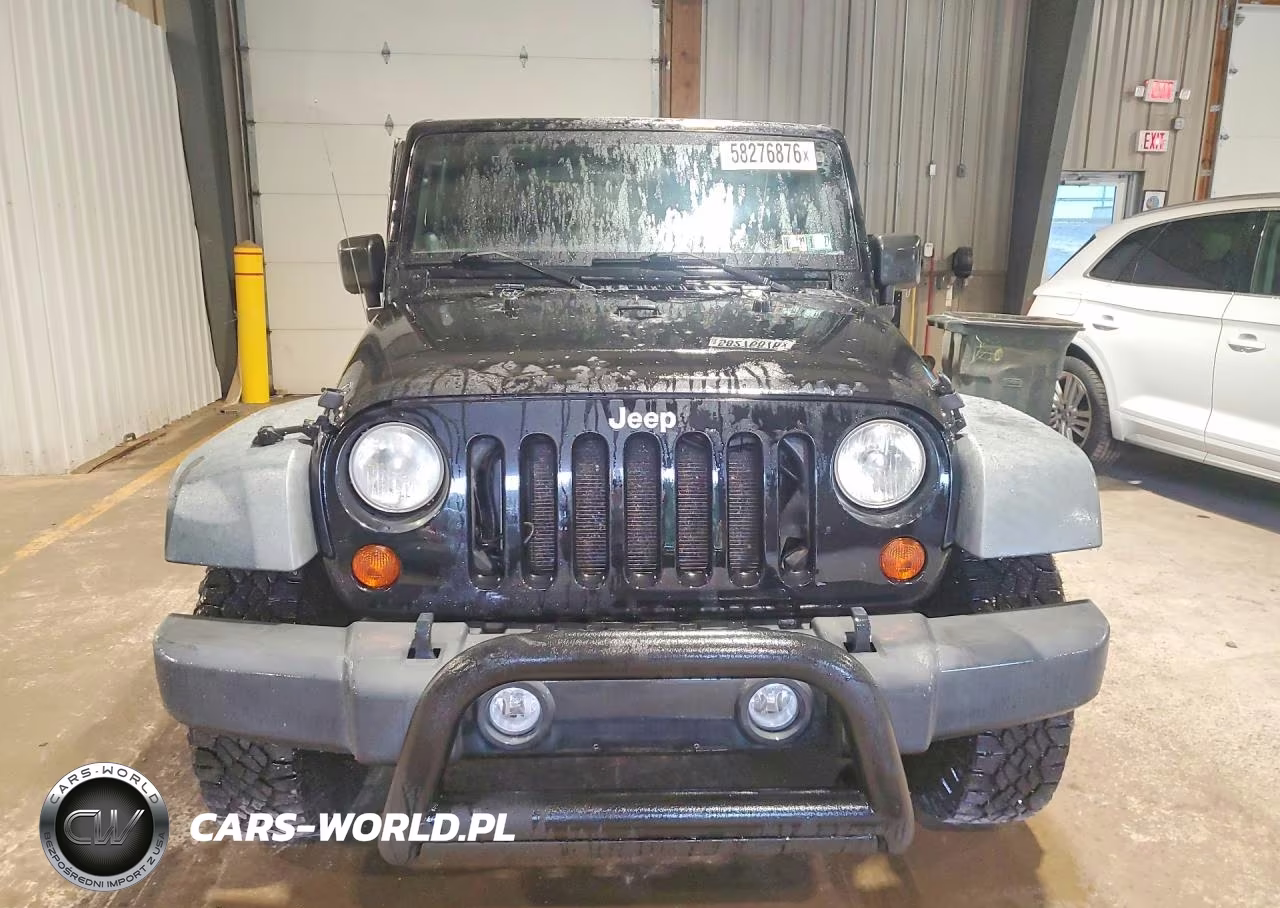 2011 Jeep Wrangler Sport VIN:1J4AA2D19BL596057 - 5