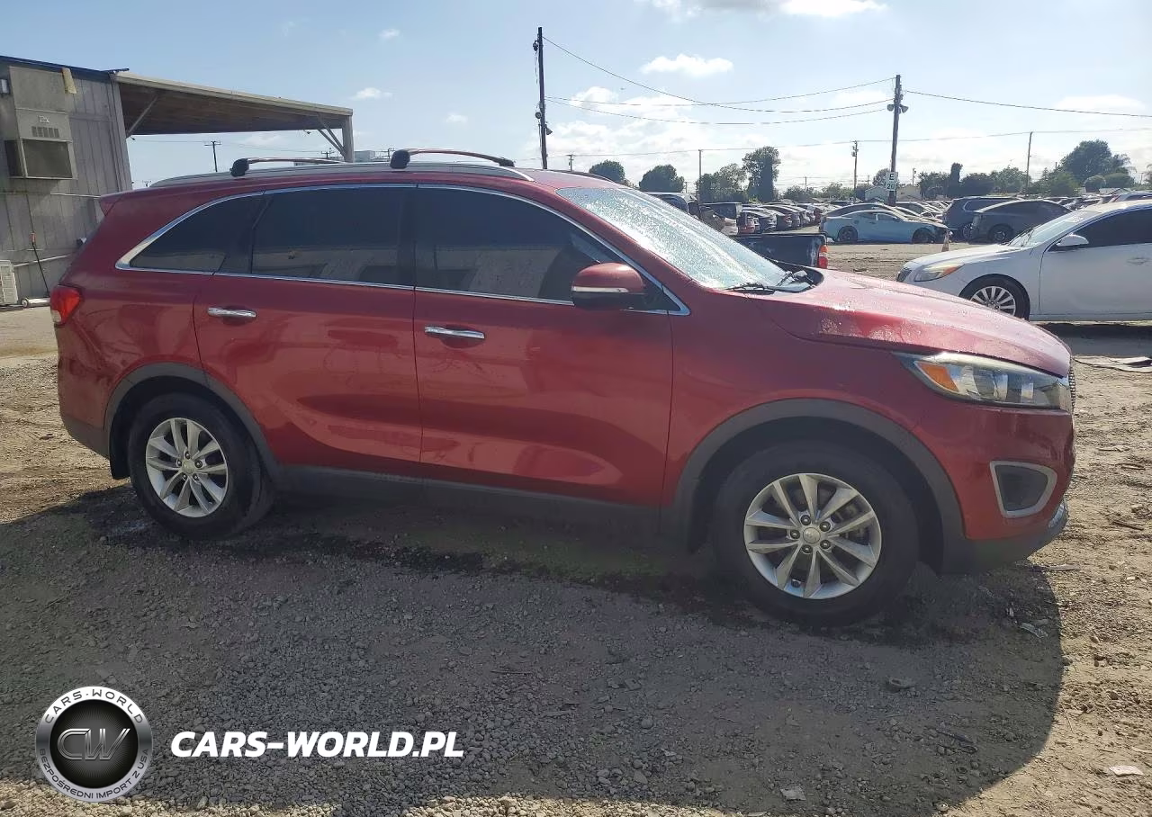 2016 Kia Sorento Lx VIN:5XYPG4A34GG147470 - 4