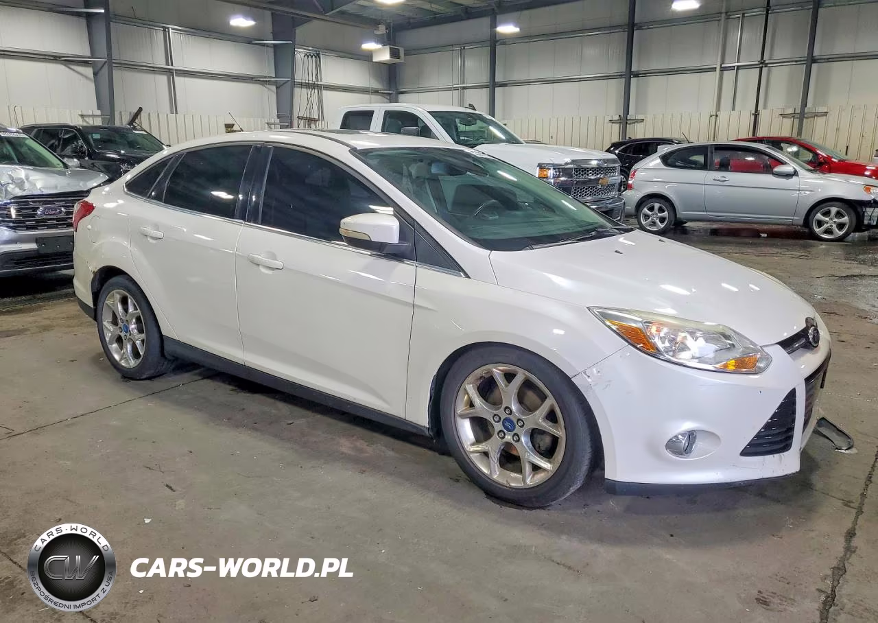 2012 Ford Focus Sel VIN:1FAHP3H26CL361554 - 4