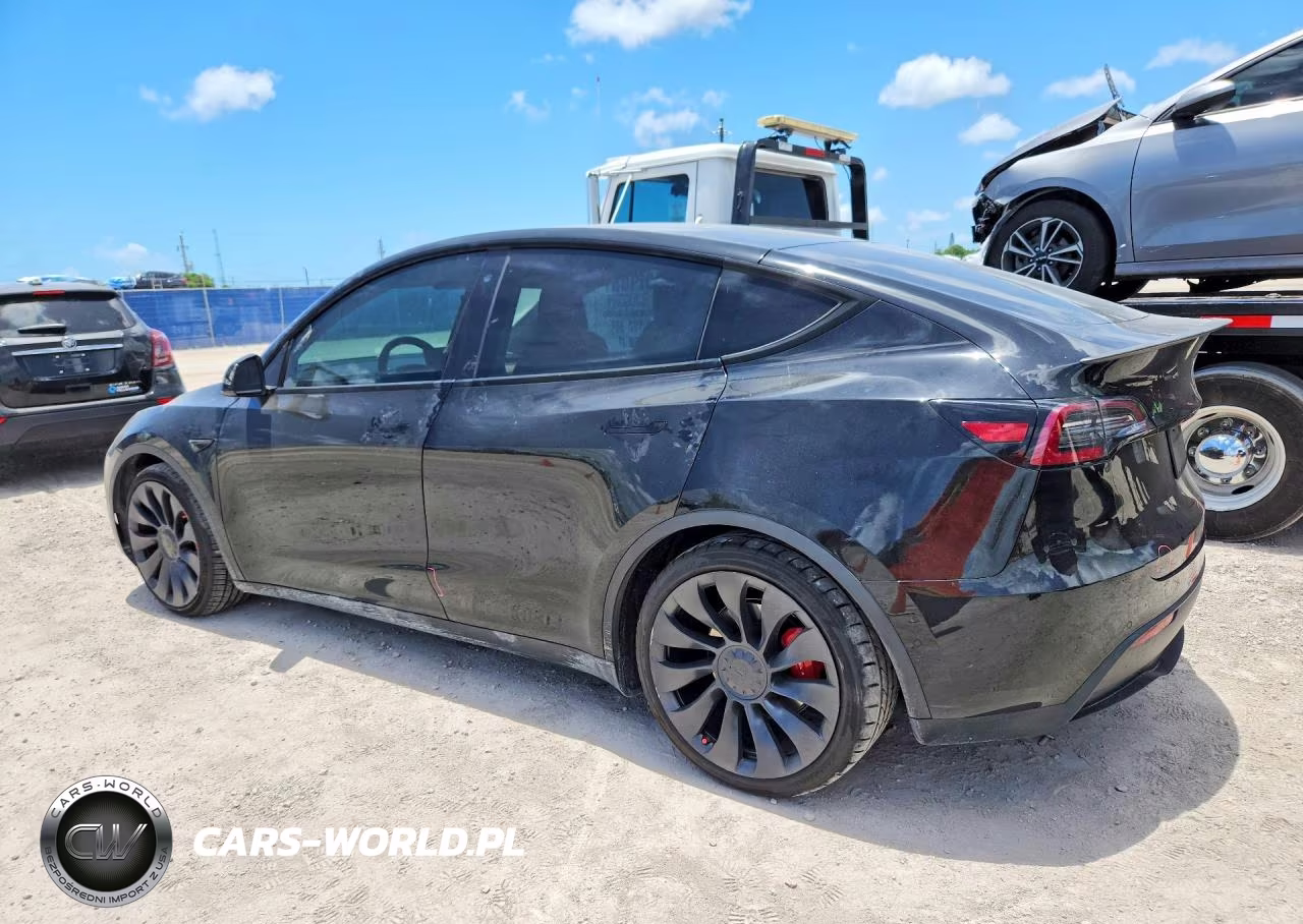 2020 Tesla Model Y VIN:5YJYGDEF8LF027911 - 2