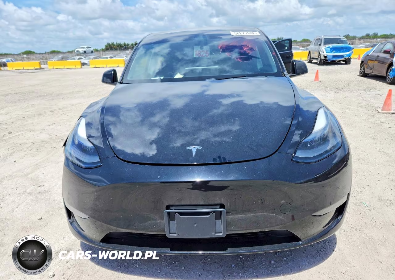 2020 Tesla Model Y VIN:5YJYGDEF8LF027911 - 5