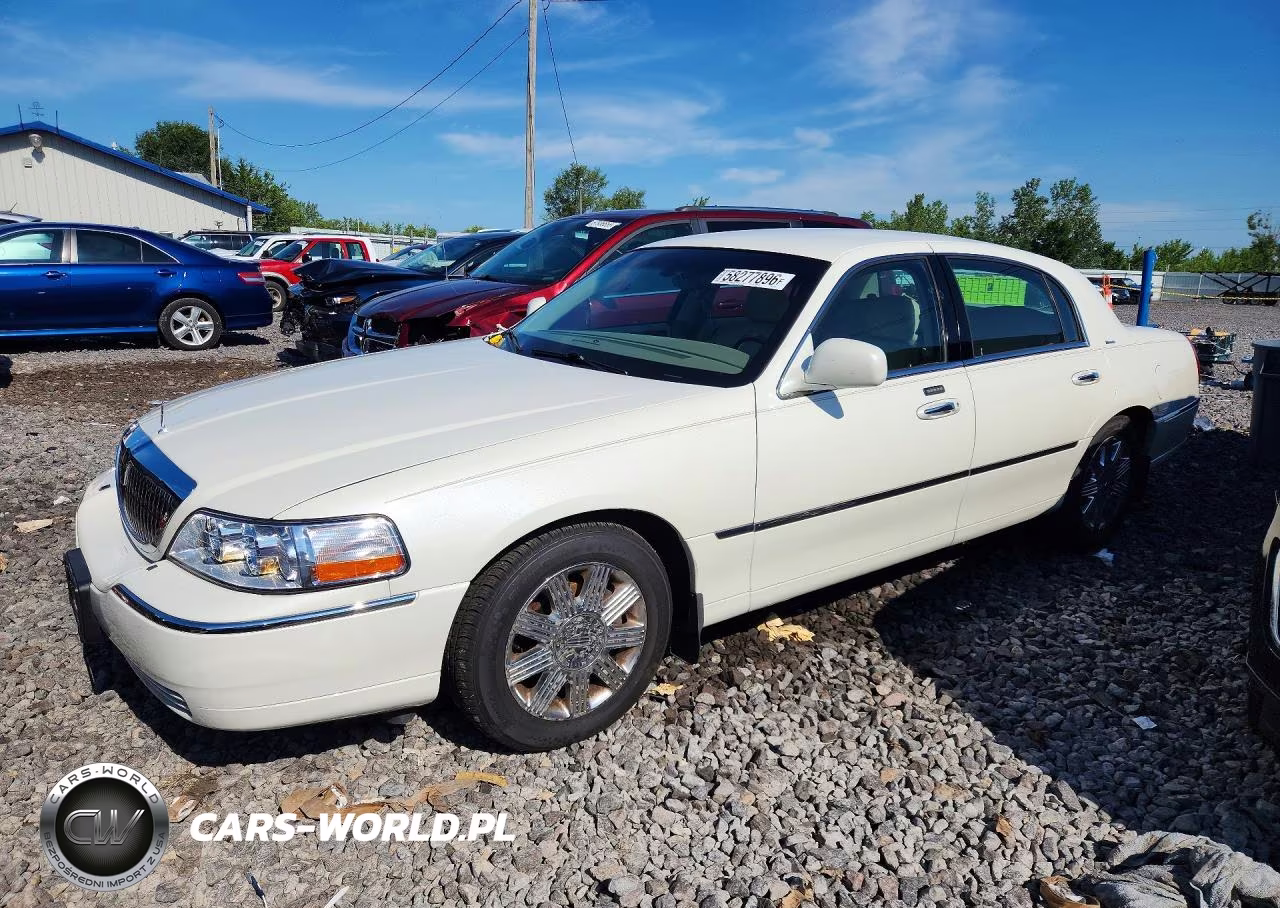 2004 Lincoln Town Car Ultimate – zdjęcie 1 z 12