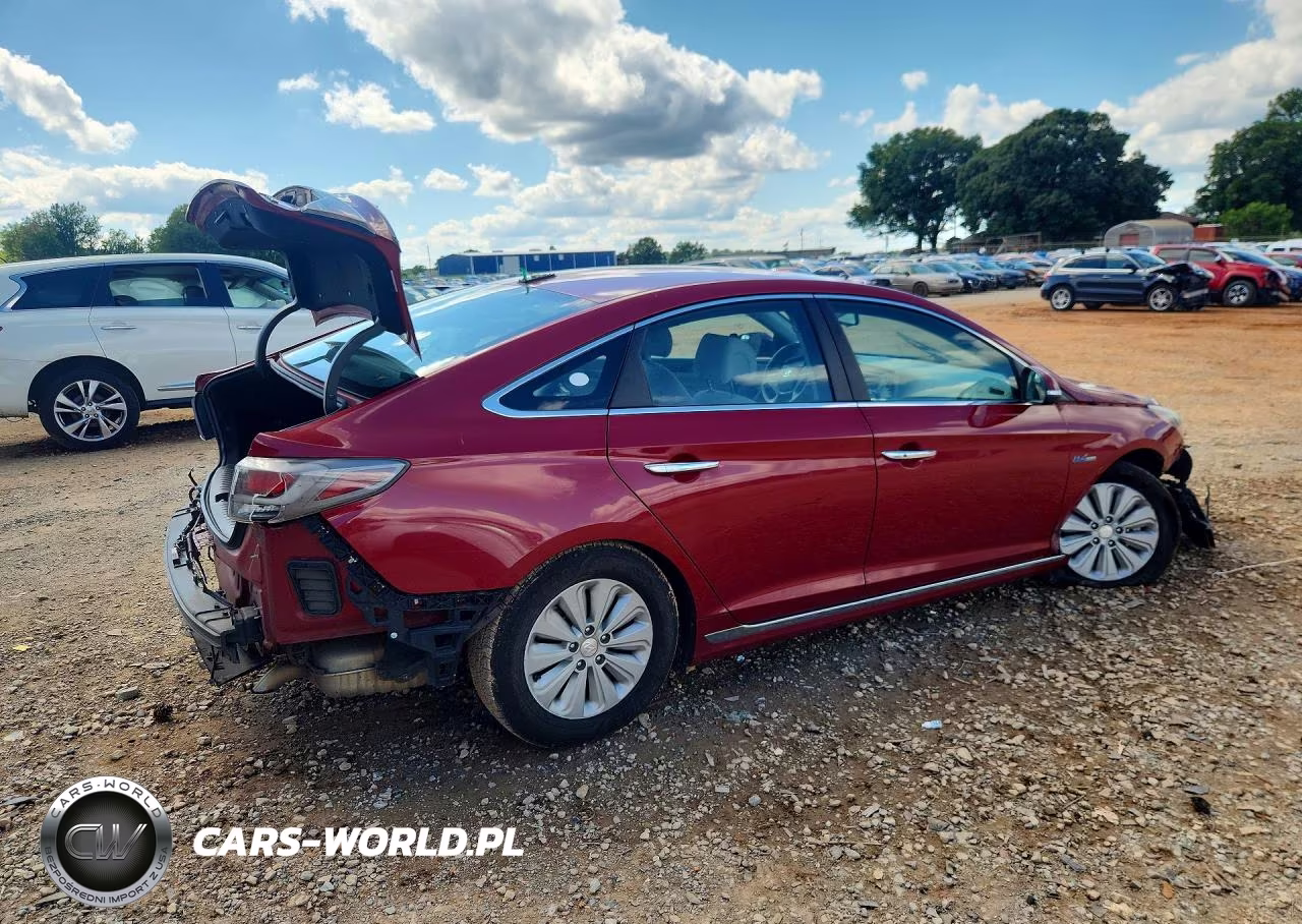 2016 Hyundai Sonata Hybrid Se VIN:KMHE24L15GA013774 - 3