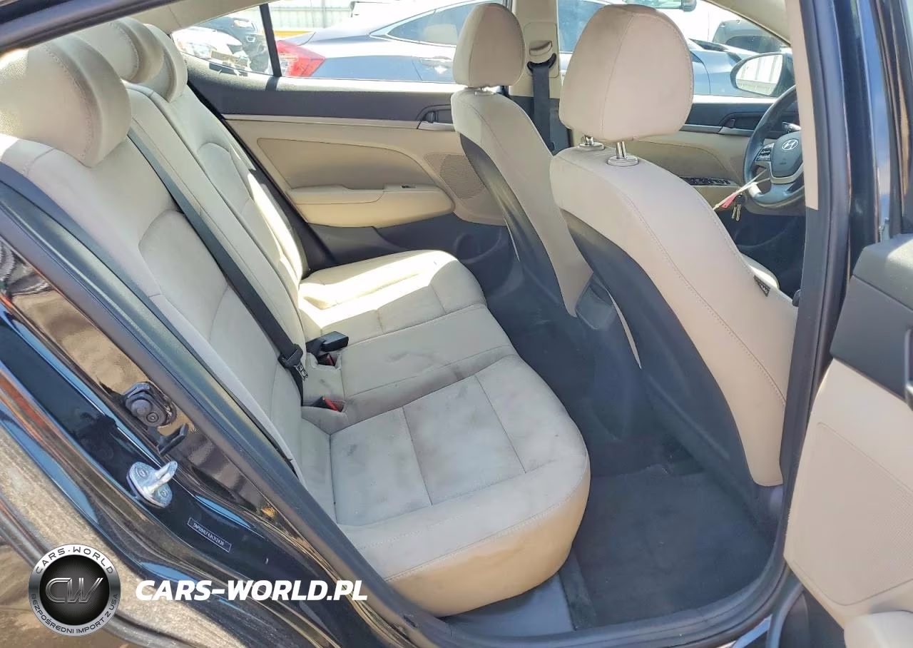2018 Hyundai Elantra Sel VIN:5NPD84LF4JH312439 - 10