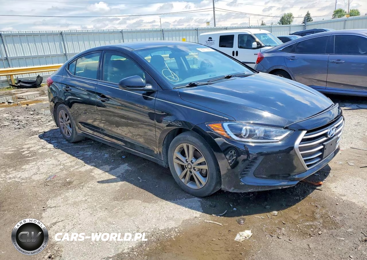 2018 Hyundai Elantra Sel VIN:5NPD84LF4JH312439 - 4