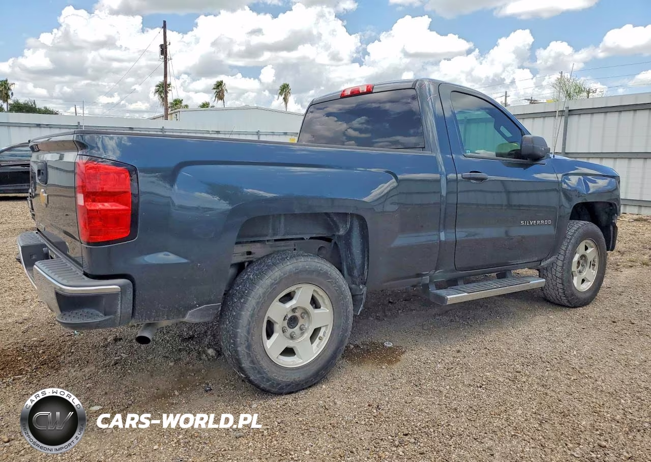 2018 Chevrolet Silverado C1500 VIN:1GCNCNEH5JZ269648 - 3