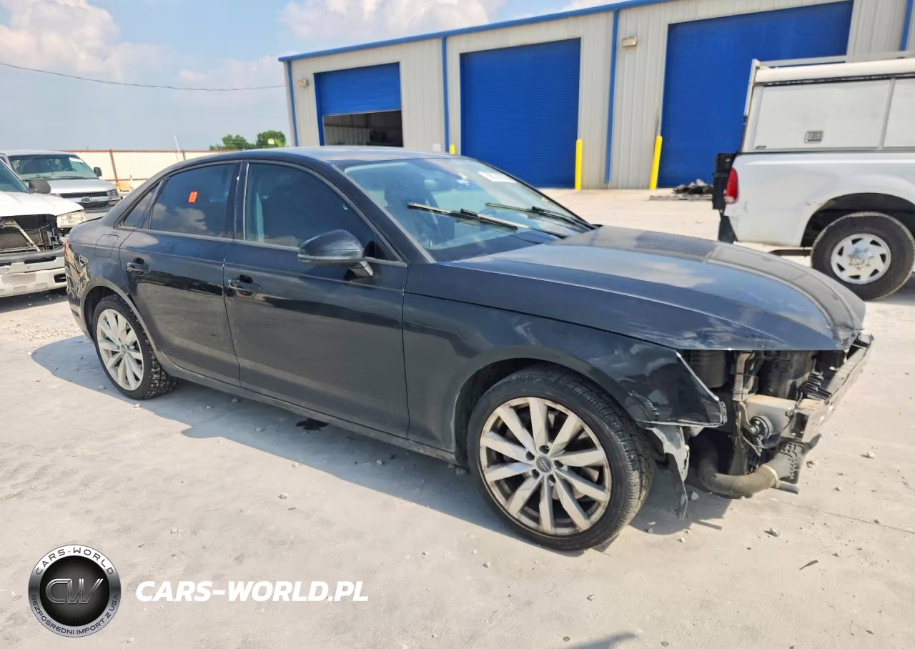 2017 Audi A4 Premium VIN:WAUANAF47HN011725 - 4
