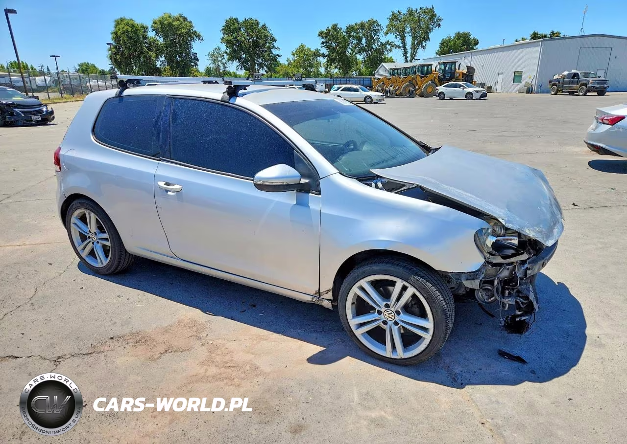 2010 Volkswagen Golf VIN:WVWAB7AJ8AW167400 - 4