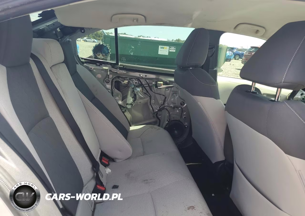 2020 Toyota Corolla Le VIN:JTDEBRBE3LJ029620 - 10