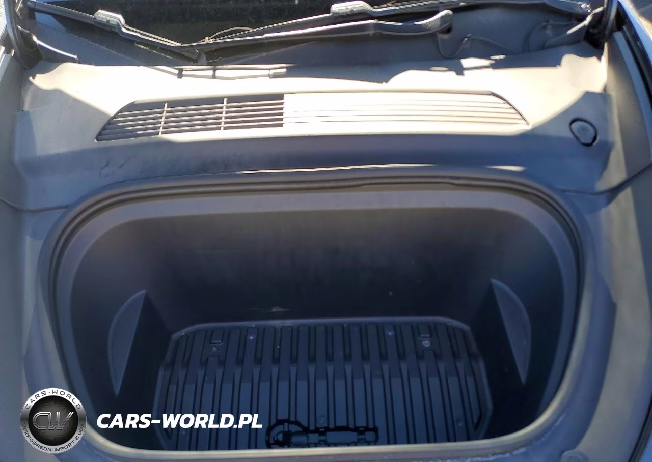 2021 Tesla Model Y VIN:5YJYGDEE9MF063342 - 11