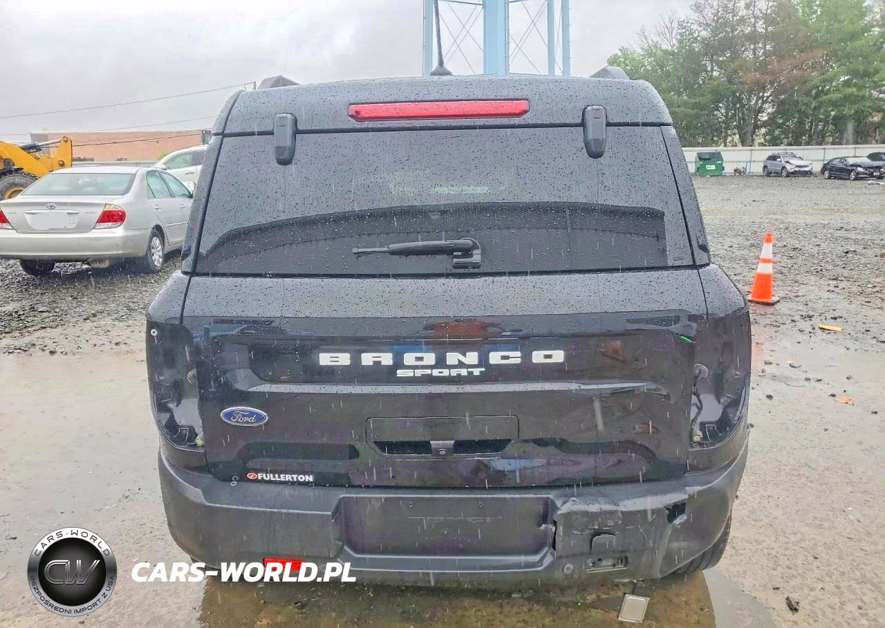 2021 Ford Bronco Sport Outer Banks VIN:3FMCR9C66MRA68926 - 6