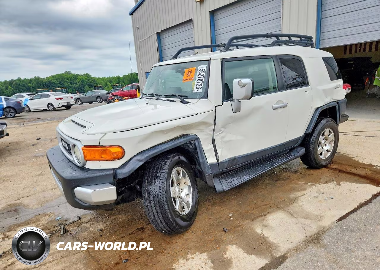 2010 Toyota Fj Cruiser Base – zdjęcie 1 z 12
