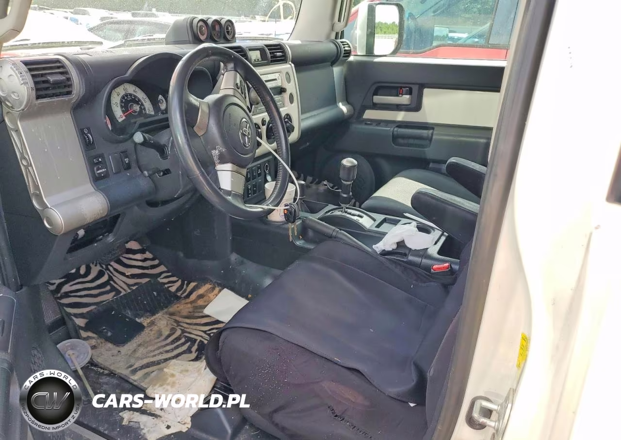 2010 Toyota Fj Cruiser Base VIN:JTEBU4BF8AK080235 - 7