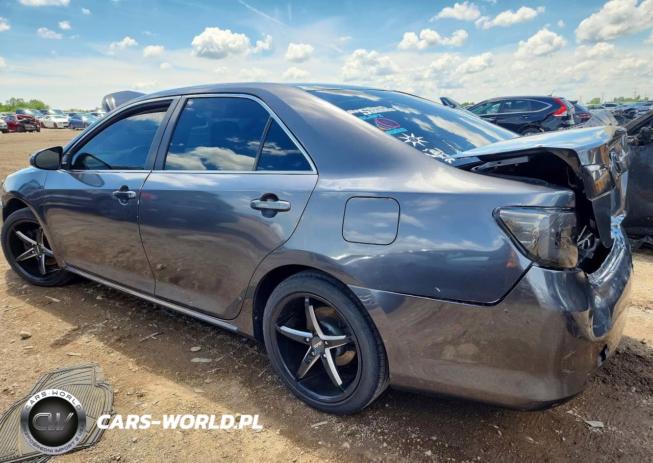 2014 Toyota Camry Le VIN:4T4BF1FK1ER405050 - 2
