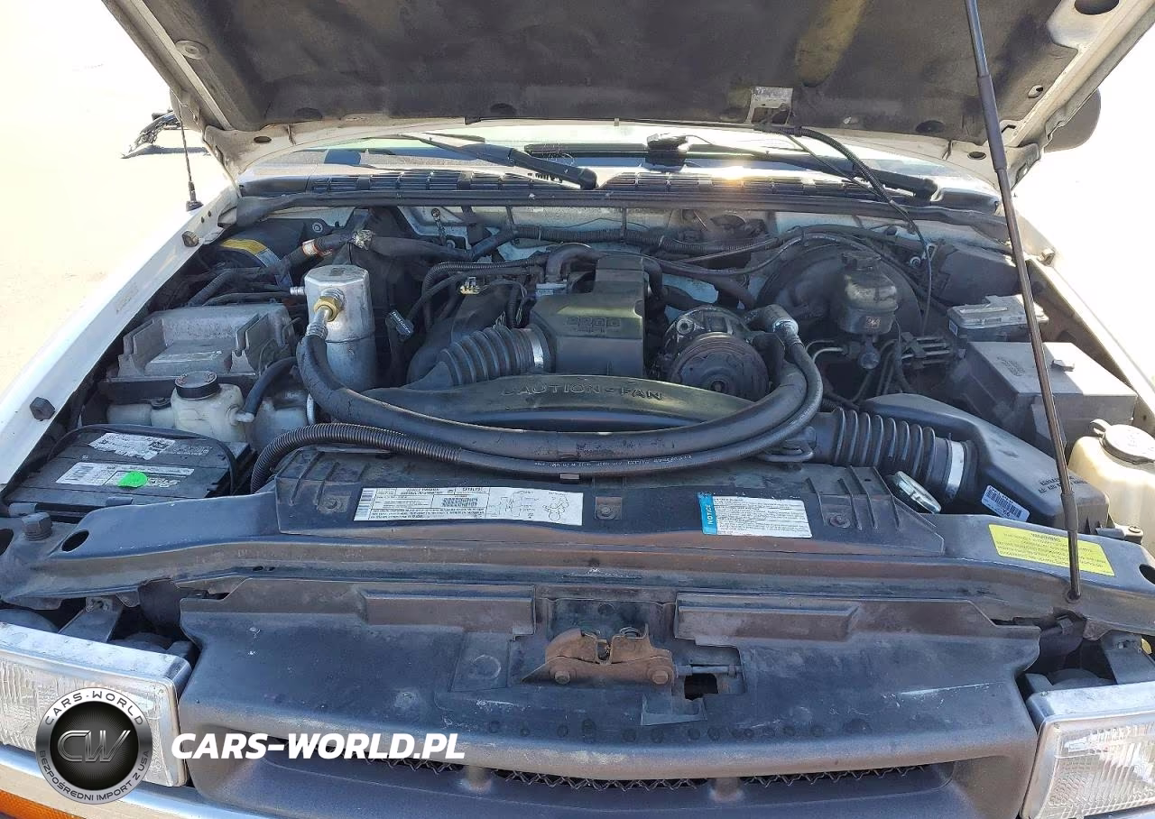 2000 Chevrolet S Truck S10 VIN:1GCCS1452YK223305 - 11