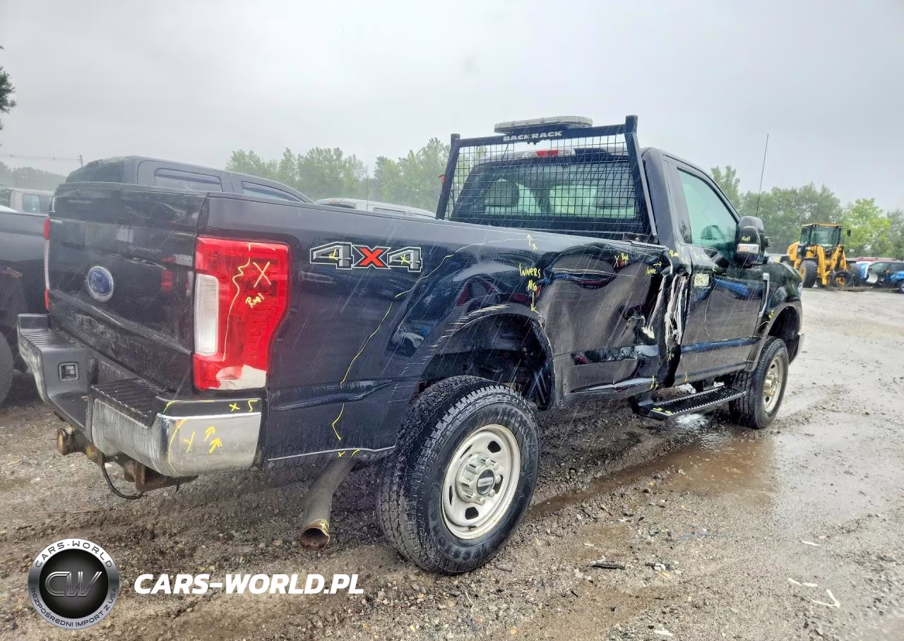 2019 Ford F350 Super Duty VIN:1FTBF3B64KEG11066 - 3