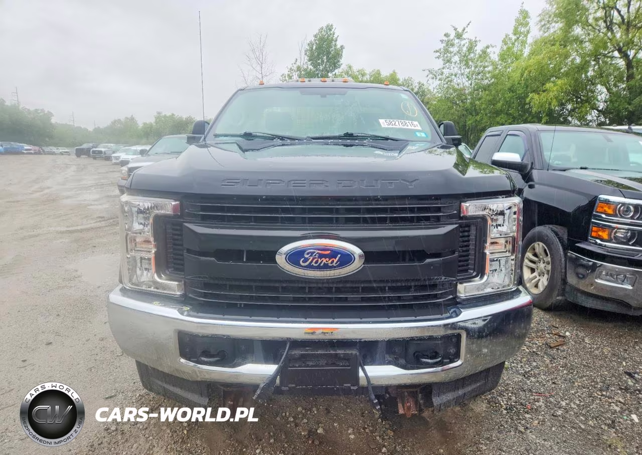 2019 Ford F350 Super Duty VIN:1FTBF3B64KEG11066 - 5