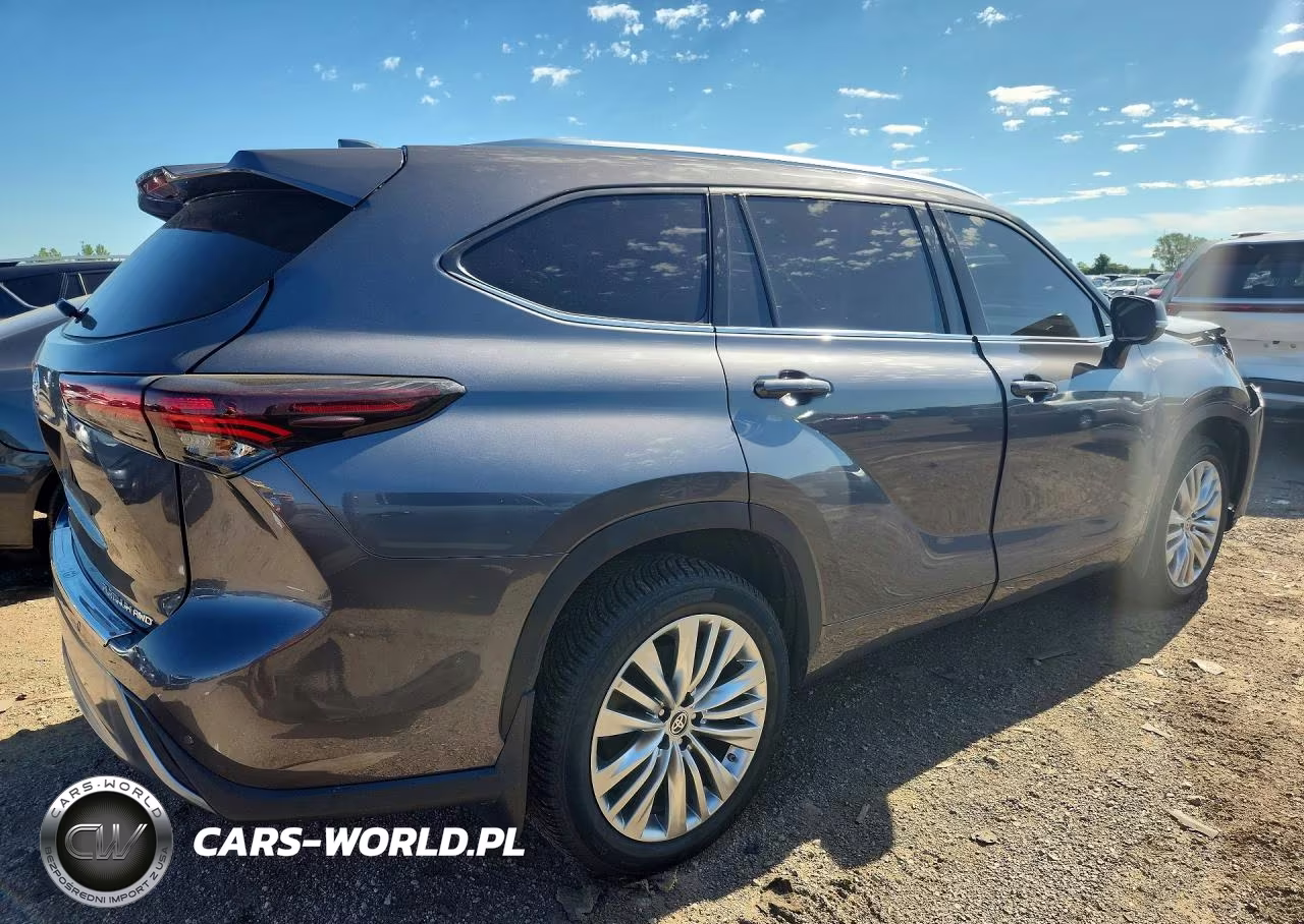 2024 Toyota Highlander Platinum VIN:5TDKDRBH9RS536735 - 3