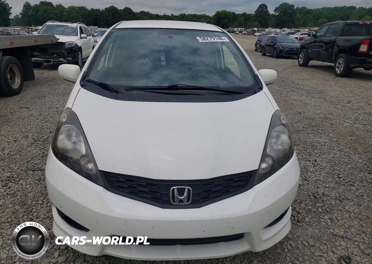 2012 Honda Fit Sport VIN:JHMGE8H59CC017931 - 5