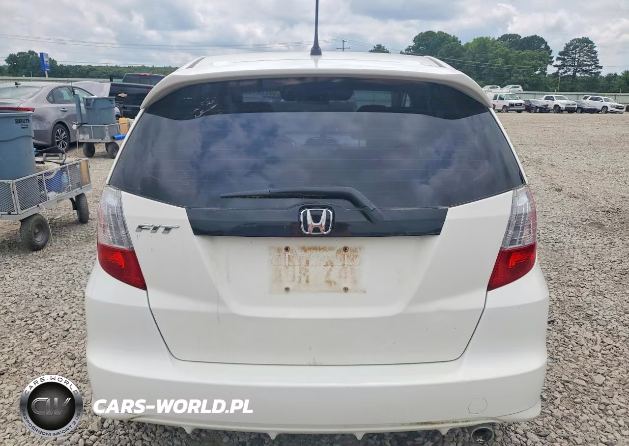 2012 Honda Fit Sport VIN:JHMGE8H59CC017931 - 6