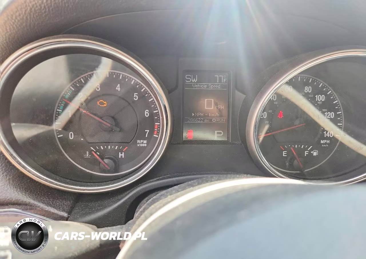 2012 Jeep Grand Cherokee Laredo VIN:1C4RJFAG4CC201244 - 9