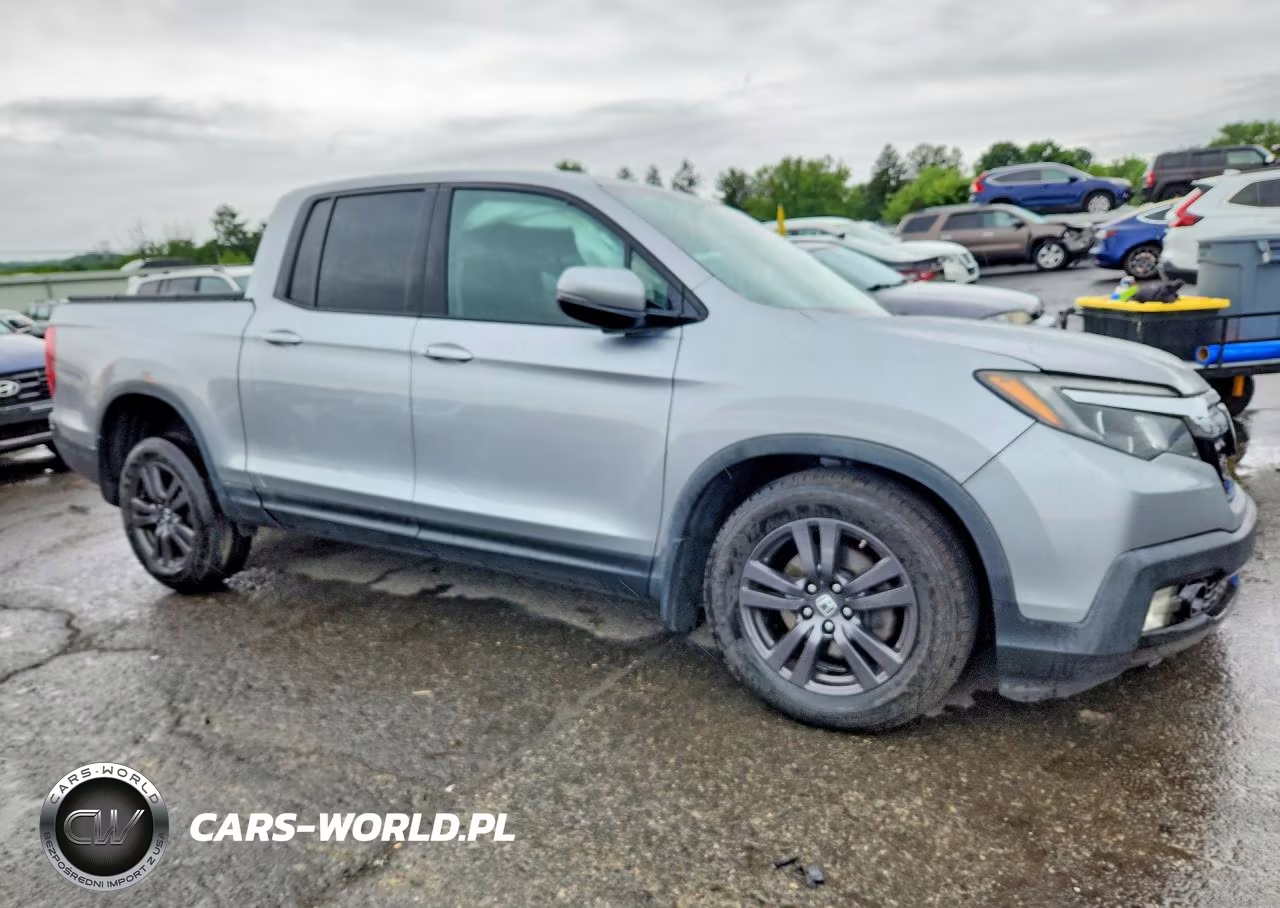 2019 Honda Ridgeline Sport VIN:5FPYK3F10KB001773 - 4