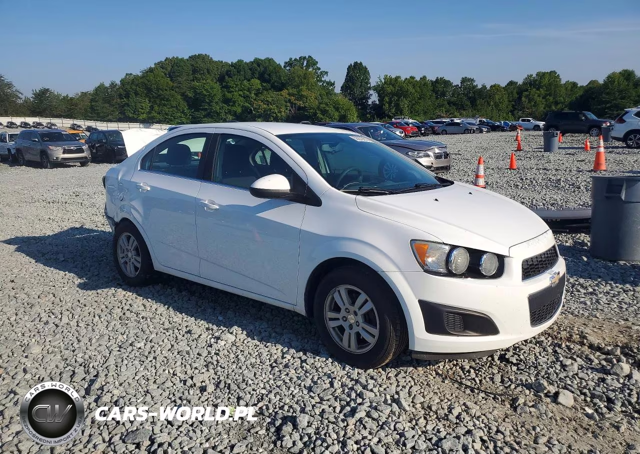 2015 Chevrolet Sonic Lt VIN:1G1JC5SH0F4138188 - 4