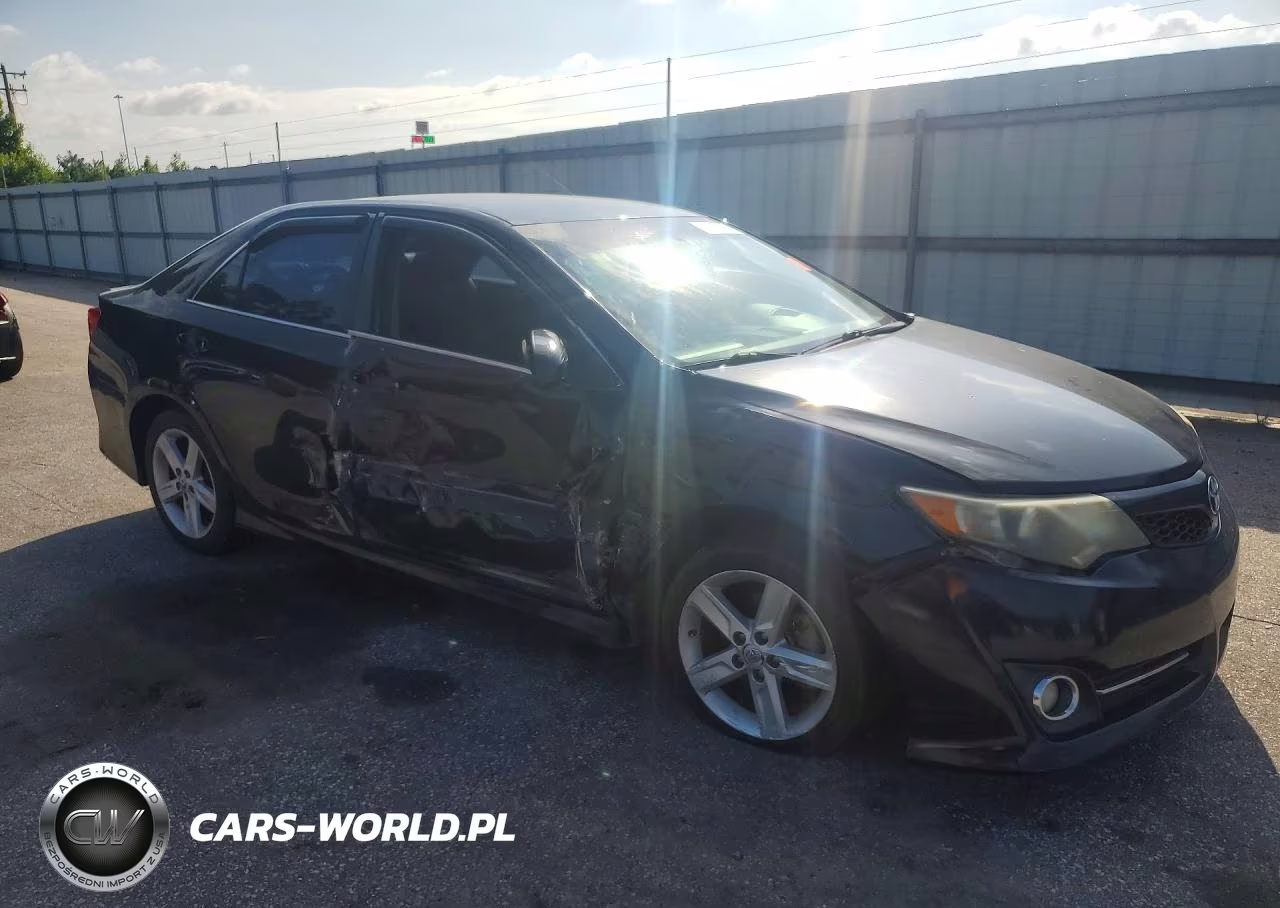 2014 Toyota Camry Se VIN:4T1BF1FK8EU419487 - 4