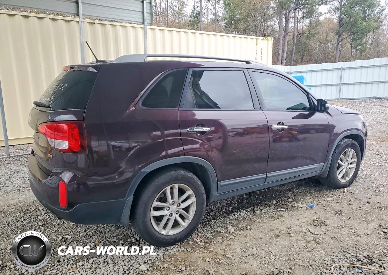 2014 Kia Sorento Lx VIN:5XYKT4A63EG528496 - 3